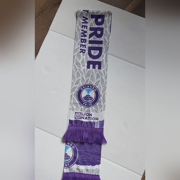 Orlando Pride Light Weight Scarf - Picture 6 of 6
